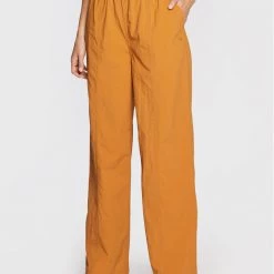 Puma Γυναίκες Παντελόνια Φόρμας Παντελόνι φόρμας Inland 535818 Καφέ Relaxed Fit Καφέ