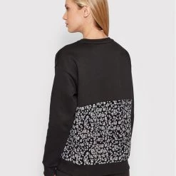 Puma Γυναίκες Μπλούζες Μπλούζα Winterized 848198 Μαύρο Relaxed Fit Μαύρο -Puma Εκπτώσεις unnamed file 616