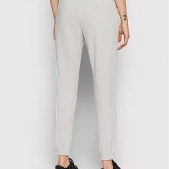 Puma Γυναίκες Παντελόνια Φόρμας Παντελόνι φόρμας International 531659 Γκρι Relaxed Fit Γκρι -Puma Εκπτώσεις unnamed file 716