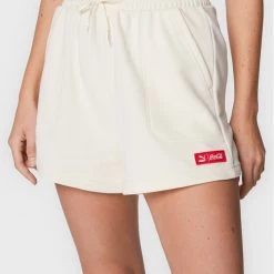 Puma Γυναίκες Αθλητικά Σορτς Αθλητικό σορτς COCA-COLA 536167 Εκρού Relaxed Fit Εκρού