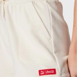 Puma Γυναίκες Αθλητικά Σορτς Αθλητικό σορτς COCA-COLA 536167 Εκρού Relaxed Fit Εκρού -Puma Εκπτώσεις unnamed file 781