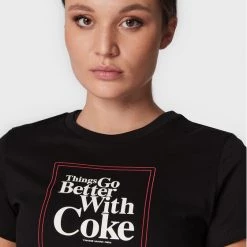 Puma Γυναίκες T-shirts T-Shirt COCA-COLA 536186 Μαύρο Regular Fit Μαύρο -Puma Εκπτώσεις unnamed file 8